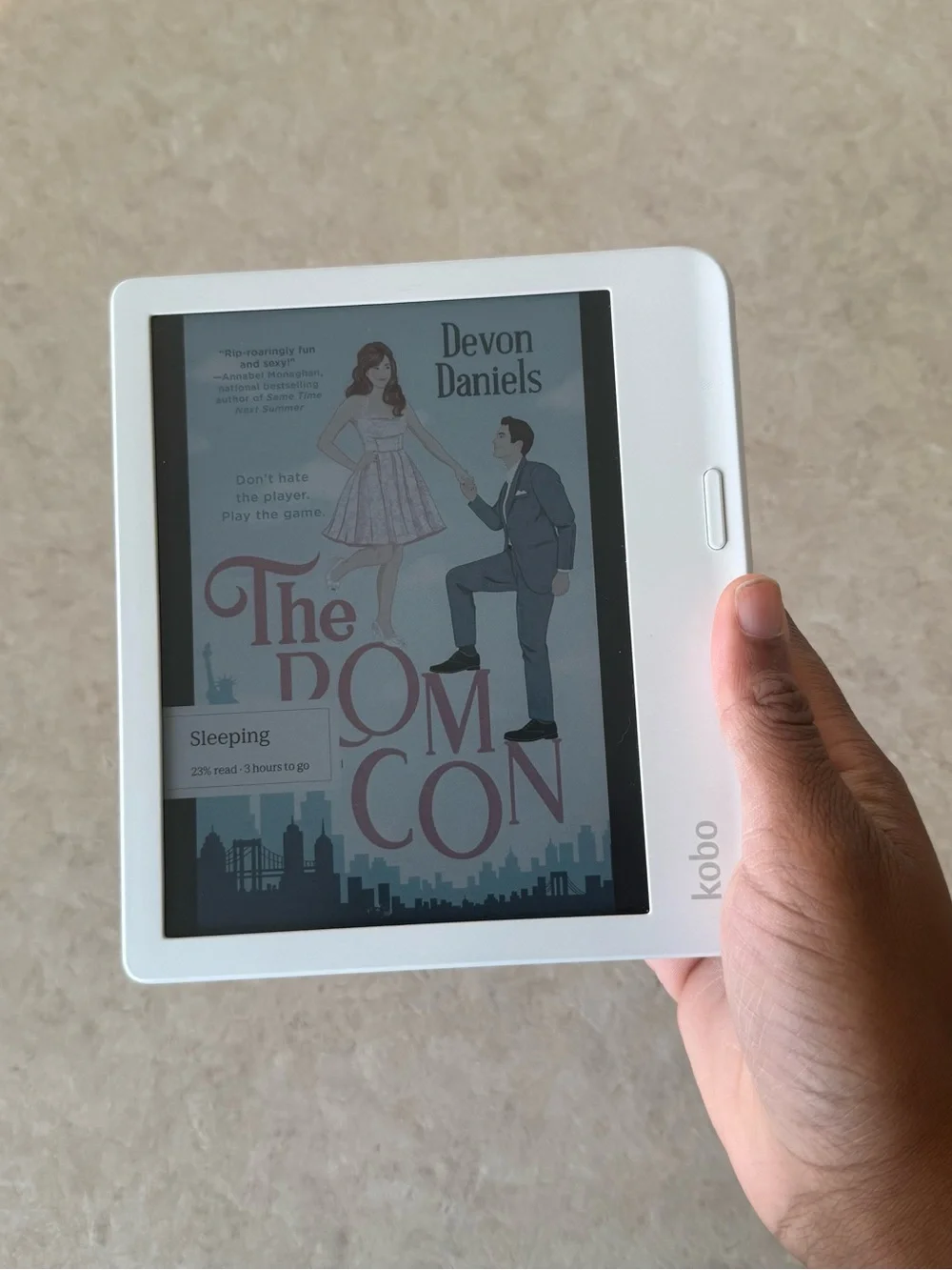 Kobo Libra Colour — White | Page Turning Buttons | Include Kobo Stylus Case